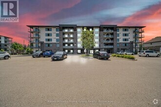 Building Photo - 108-108 Summit Ridge Dr