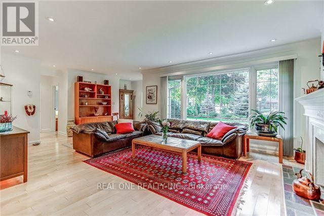 Photo du bâtiment - 1268 Lorne Park Rd