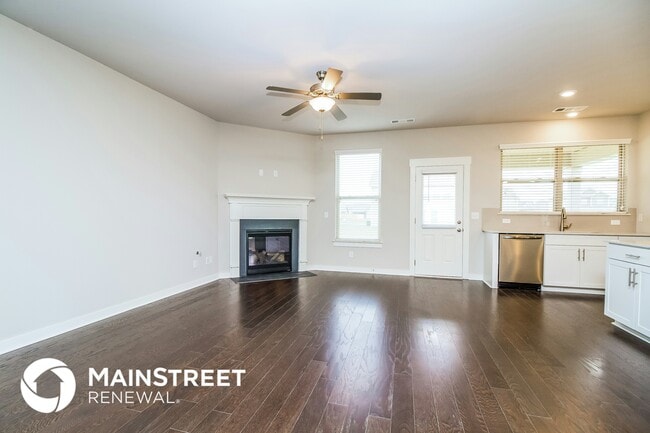 Building Photo - 853 Sapphire Dr