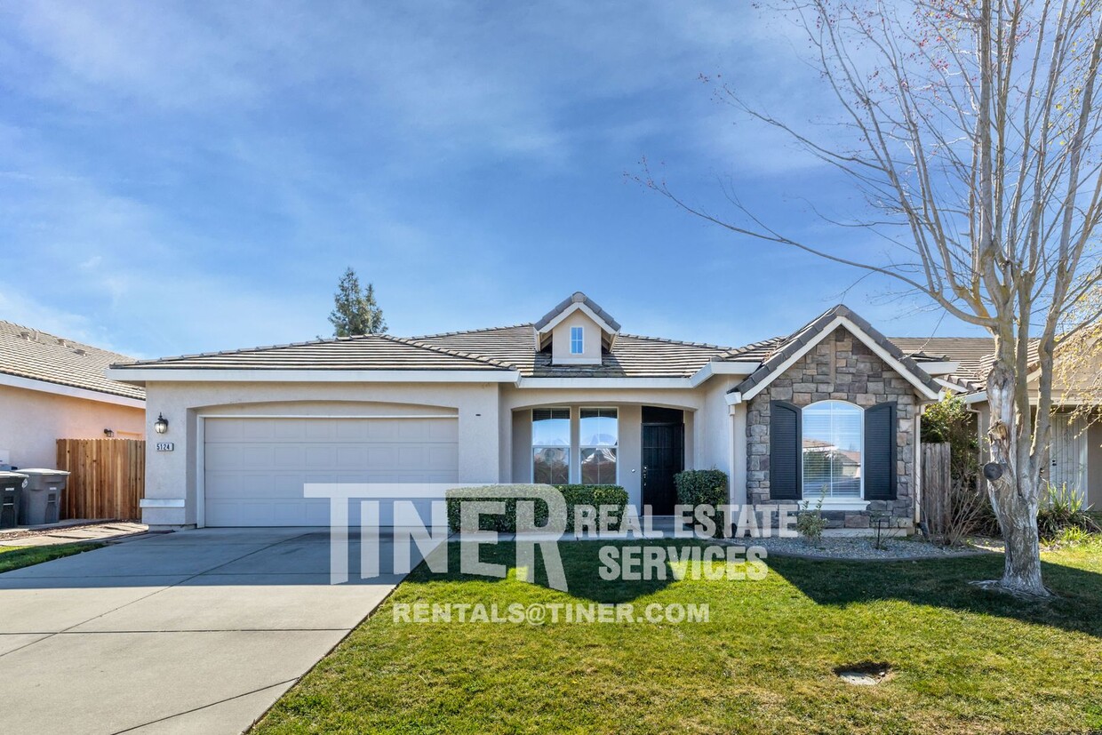 Foto principal - Impressive Elk Grove Home