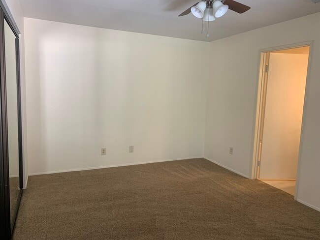 Building Photo - 11263 Avenida De Los Lobos