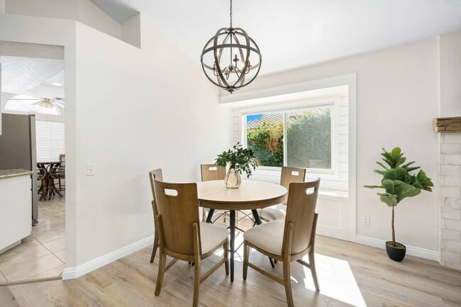 Building Photo - 46253 Mesa Verde Trail