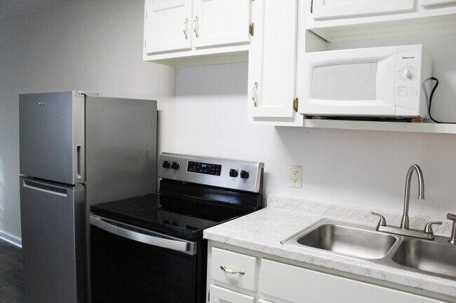 Foto del edificio - 1351 N Dixie Ave