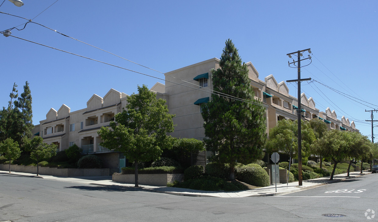 Foto del edificio - Casa Del Rio Senior Apartments