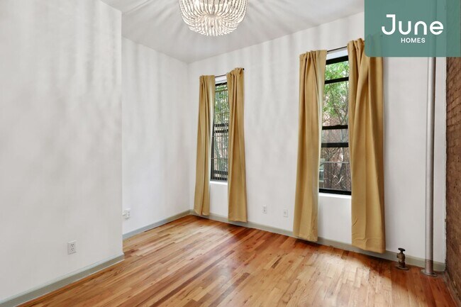 Building Photo - 57 Pitt Street