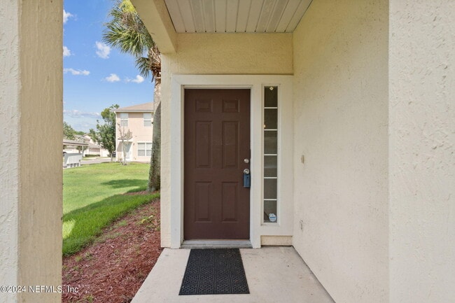 Building Photo - 574 Southbranch Dr