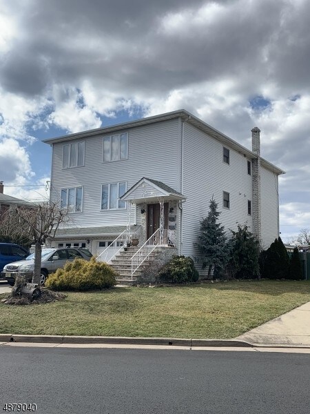 Foto principal - 140 W Stimpson Ave