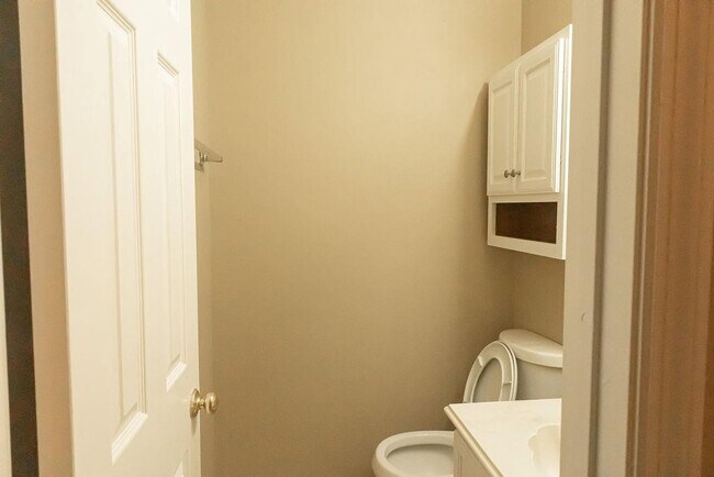 Foto del edificio - 14211 Oak Chase Dr