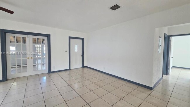 Building Photo - 2100 N 62nd Ave