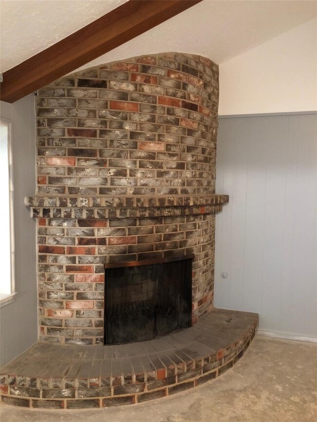 Building Photo - 16342 Autumn Wind Dr