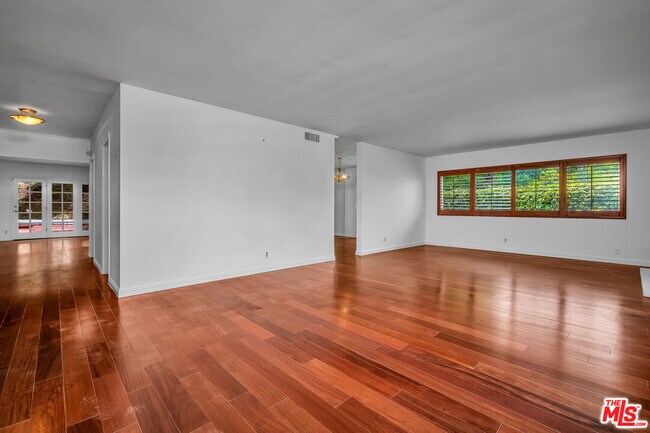 Foto del edificio - 2925 Dona Susana Dr