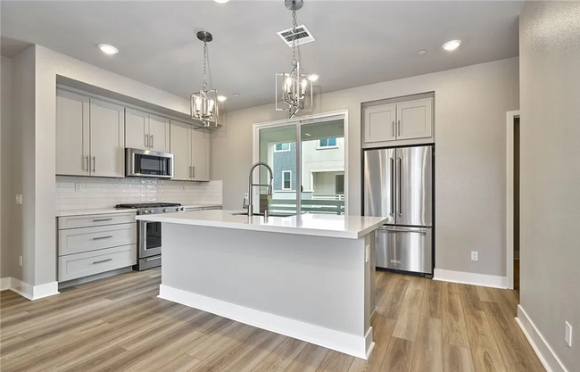 Kitchen / Grand Room - 1442 Sea Ln