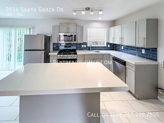 Foto del edificio - 9914 Santa Garza Dr