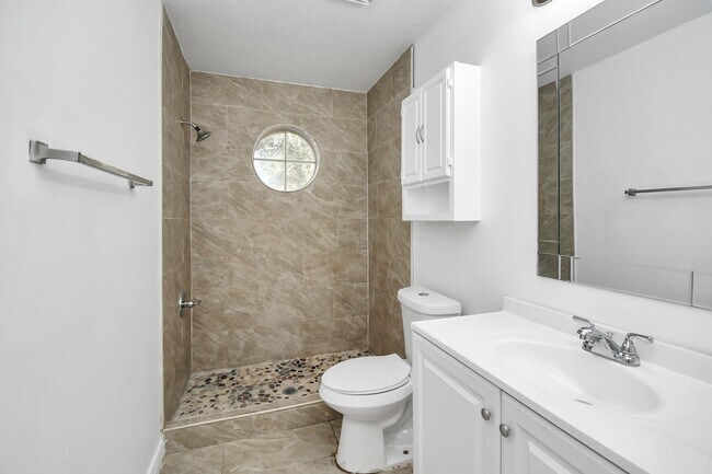 Foto del edificio - 2318 Poco Dr