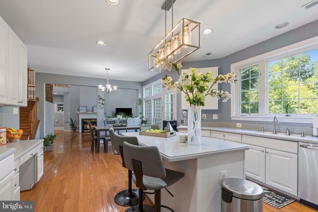 Foto del edificio - 12980 Highland Oaks Ct