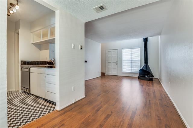 Foto del edificio - 4211 Holland Ave