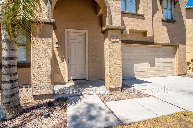 Building Photo - 45992 W Dutchman Dr