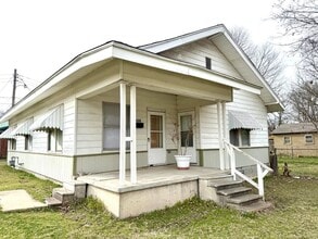 Building Photo - 1501 N Washington St