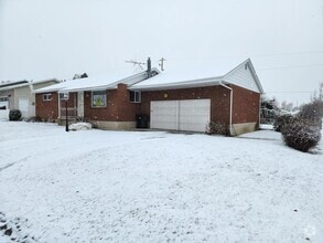 Building Photo - 5065 S 300 W