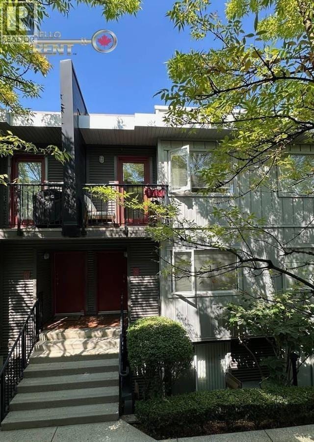 Building Photo - 668-668 W 6th Ave