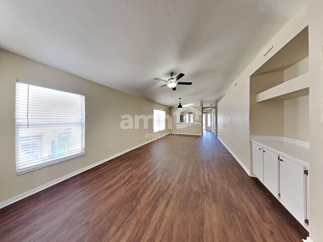 Foto del edificio - 10440 Blackmore Dr