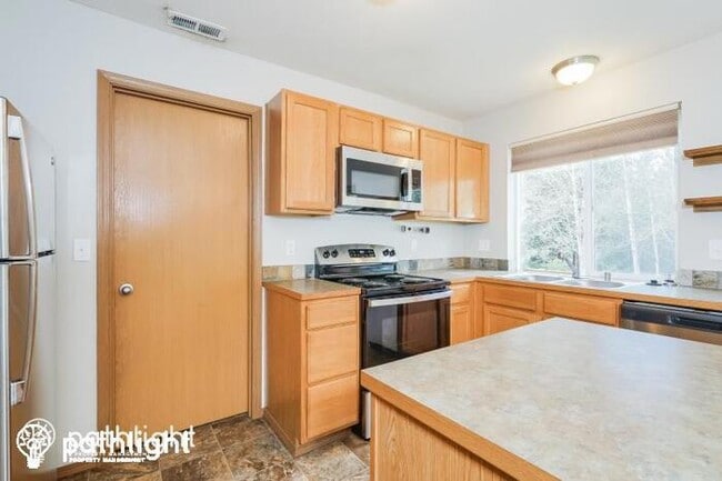 Building Photo - 3488 NE Rozene Way, Bremerton, WA, 98311