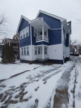 Building Photo - 1635 Hillcrest Rd