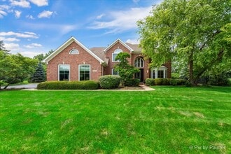 Building Photo - 3401 Greenwood Ln