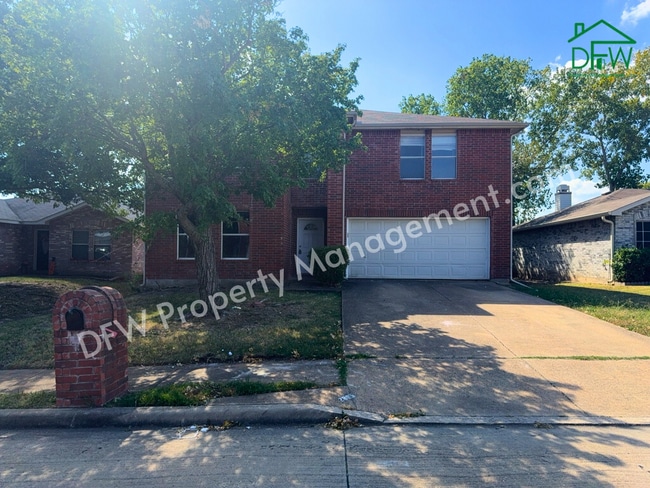 Spacious 5-Bedroom Home for Lease with Fireplace & 2-Car Garage in Mesquite! - Spacious 5-Bedroom Home for Lease with Fireplace & 2-Car Garage in Mesquite!