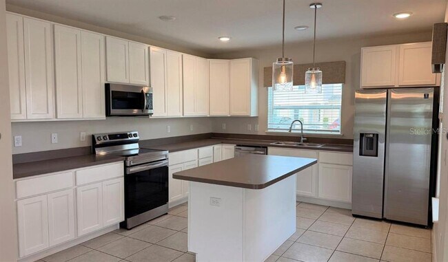 Building Photo - 4700 Coral Castle Dr.