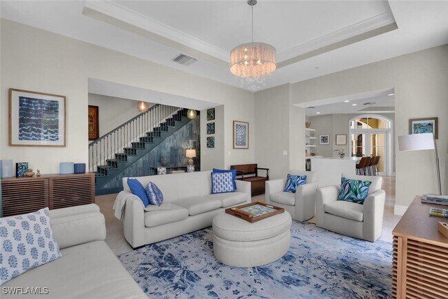 Foto del edificio - 684 10th Ave S