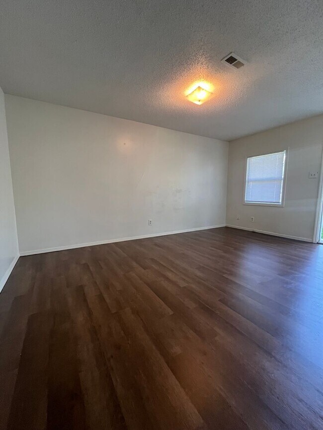 Foto del edificio - 3338 SW Brendan Ave