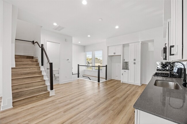 Building Photo - 14104 Faith Frst Dr