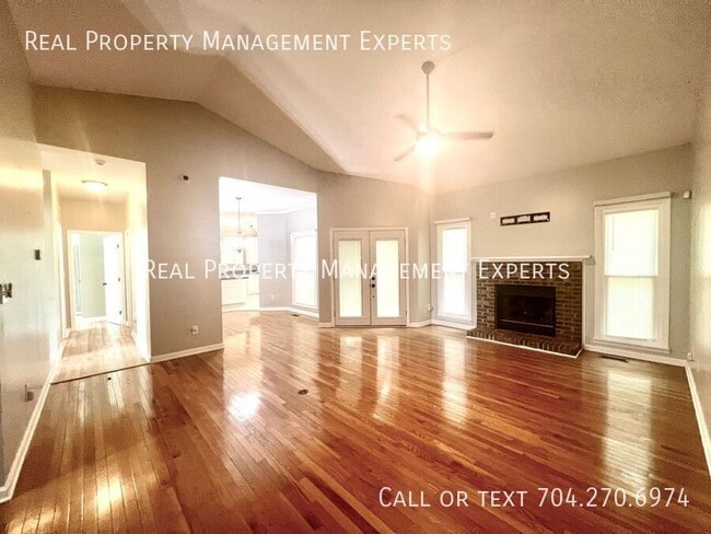 Building Photo - 7301 Gilead Rd