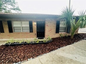 Building Photo - 101 Lake Hunter Dr