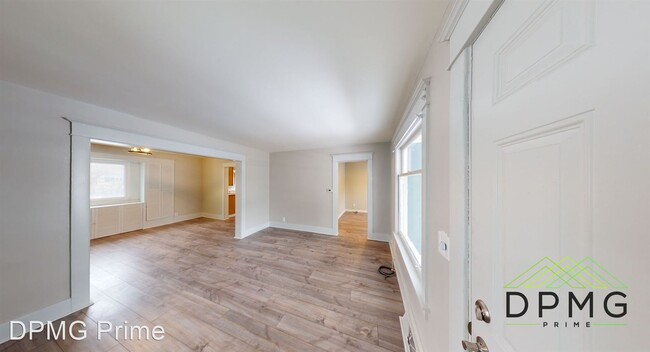 Building Photo - 3 br, 2 bath House - 507 N Clemens