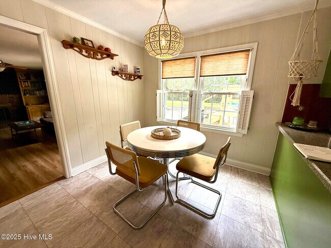 Foto del edificio - 217 Devonshire Ln