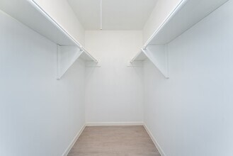 Building Photo - 12331 Atwell Dr