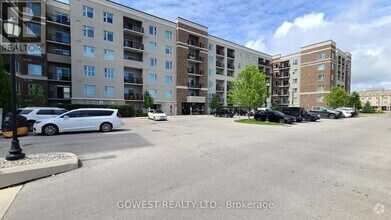 Building Photo - 610-610 Farmstead Dr