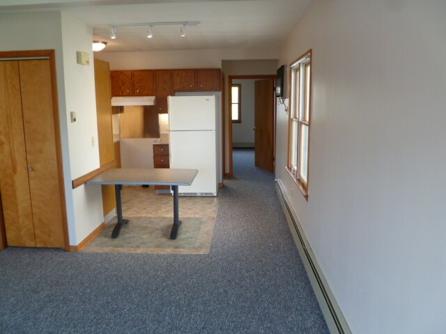 2E-Área de comedor - 1303 Jenkins St