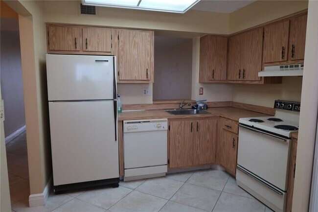 Foto del edificio - 357 N Rock Island Rd