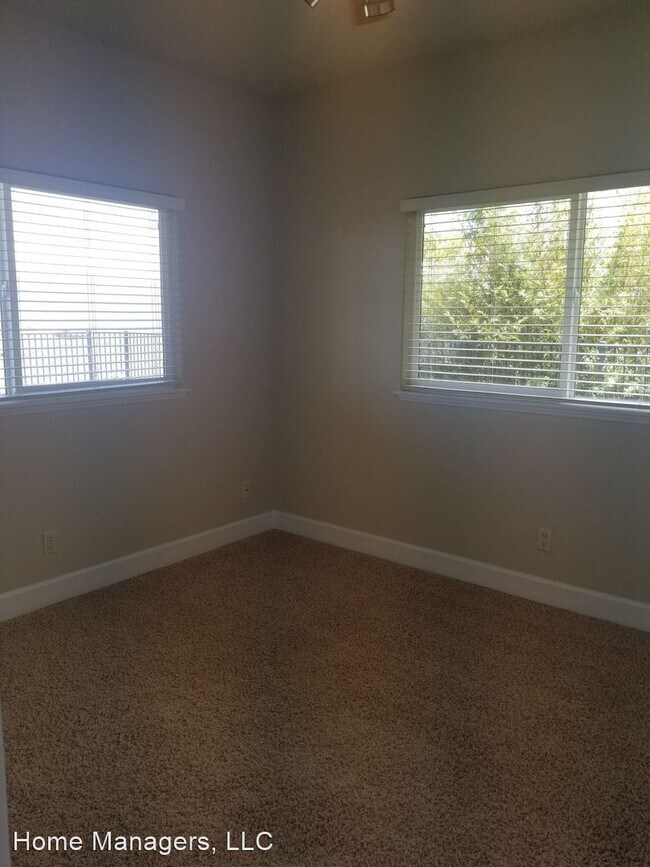 Building Photo - 3 br, 3 bath Apartment - 102 Moolu Circle