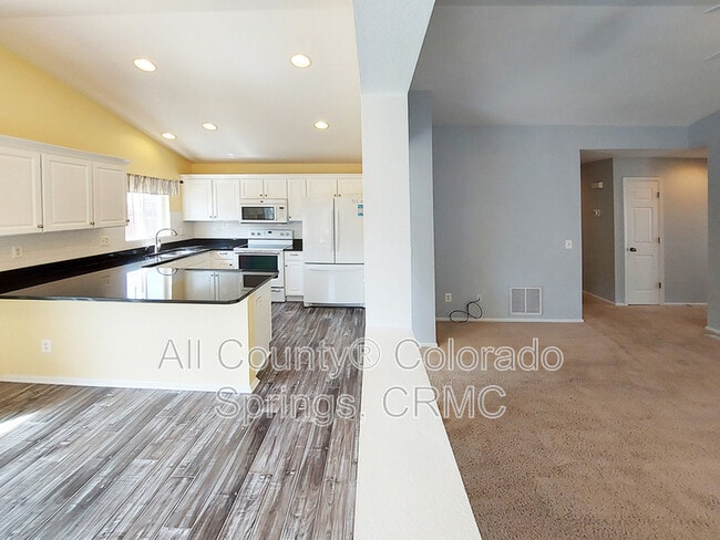 Building Photo - 4182 Pioneer Creek Dr