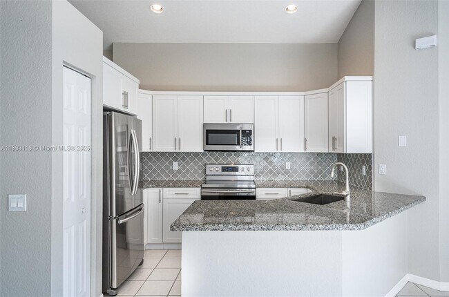 Building Photo - 1524 Canary Island Dr