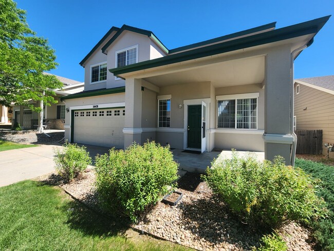 Building Photo - Stunning Freshly Remodeled 3 Bedroom House!
