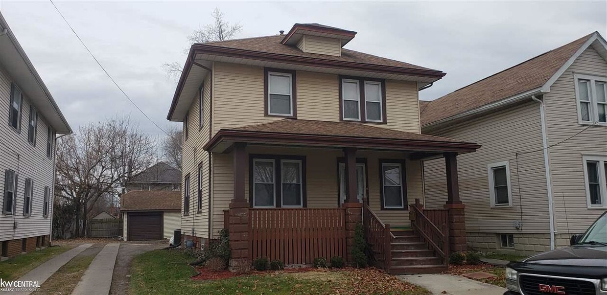 Primary Photo - 117 Clinton St
