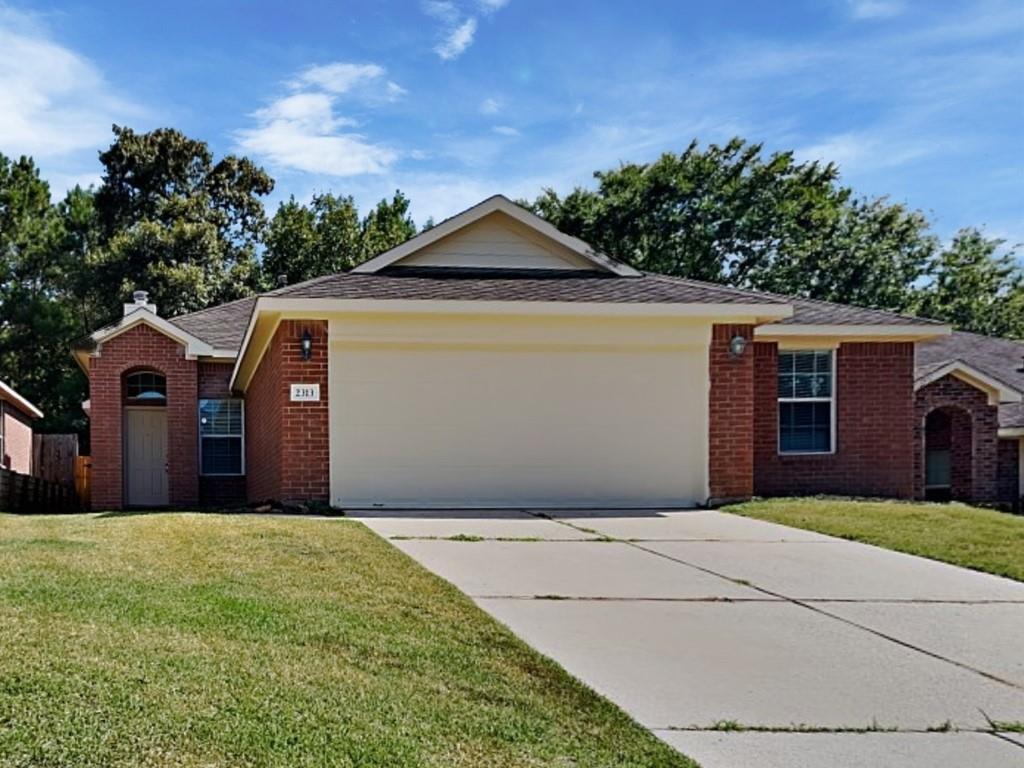 2313 Highland Crossing Dr, Conroe, TX 77304 House for Rent in Conroe, TX