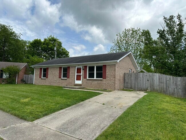 Building Photo - 124 Edwards Dr