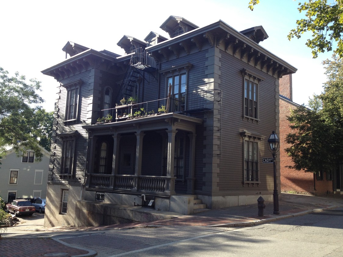 Primary Photo - 122 Benefit Street Apartment Homes