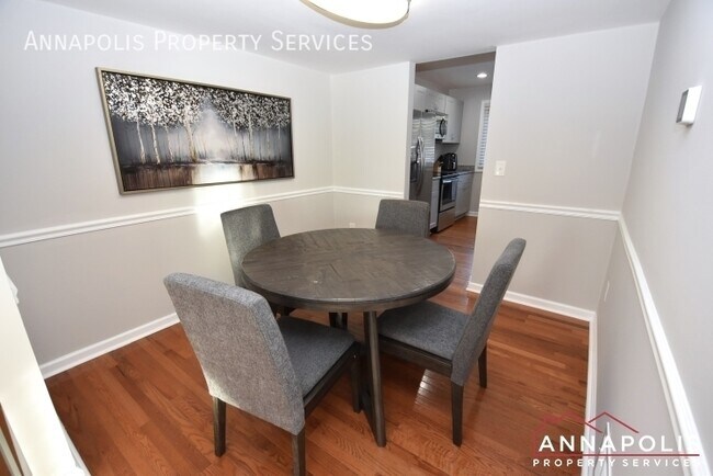 Foto del edificio - 1728 woodtree circle